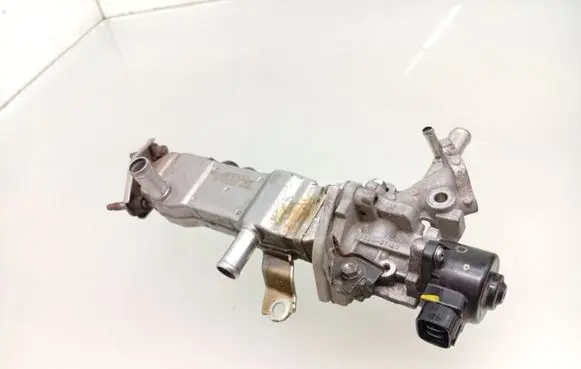 Toyota Prius+ (ZVW40) EGR valve 2560137010