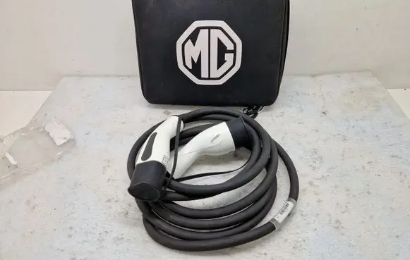 MG ZS Electric car charging cable V4-DSIEC2E-EV32P 2080-2090-32-XC3