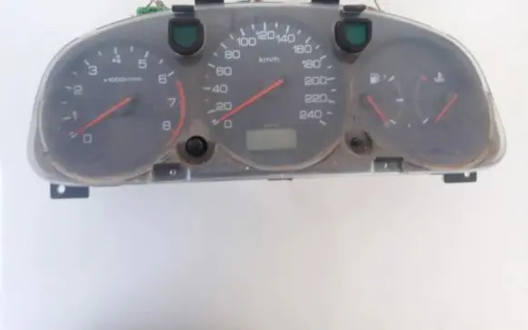 Honda Accord Speedometer (instrument cluster)