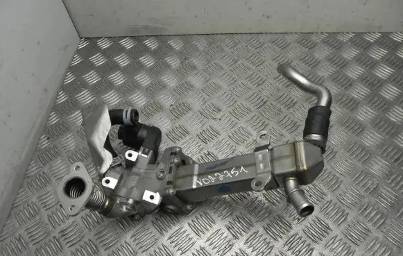 Mercedes-Benz C AMG W205 EGR valve cooler A2741420279