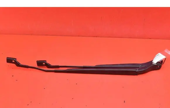Peugeot 2008 I Front wiper blade arm 9822931680