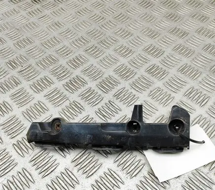 Toyota Hilux (AN10, AN20, AN30) Front bumper mounting bracket 521160K070