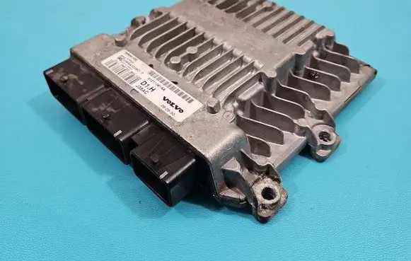 Volvo V50 Engine control unit/module ECU 31211081AA IMPRK1492859