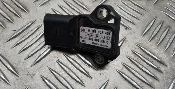 Audi Q7 4L Air pressure sensor 0281002401