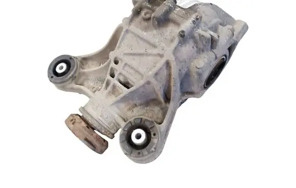 Jaguar XE Rear differential GX734A213FC SW1016102163542