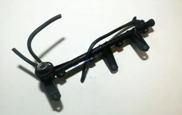 Renault Megane I Fuel main line pipe 7700273495