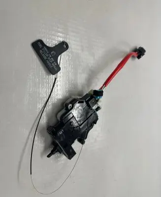 Hyundai Tucson IV NX4 Fuel cap flap release cable 