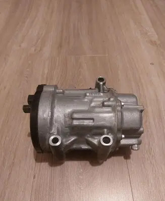 Toyota Corolla E210 E21 Air conditioning (A/C) compressor (pump) 0424001200 ESB20C