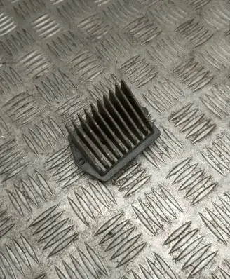 Heater blower motor/fan resistor