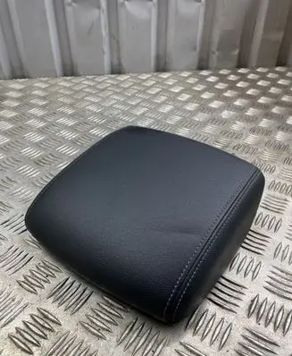 Nissan Navara D23 Armrest 969204KJ0A 969VJ4KJ0A