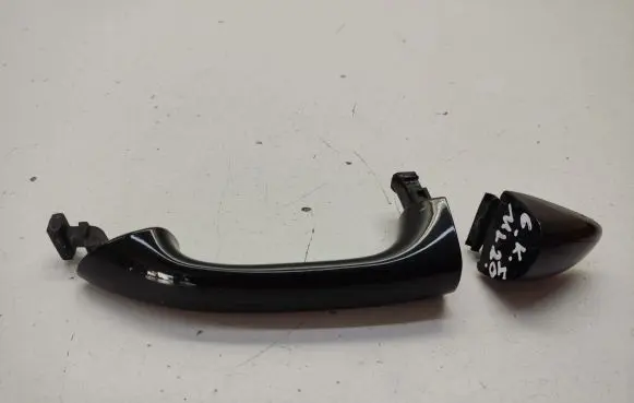 Mercedes-Benz ML W164 Rear door exterior handle A1647660101