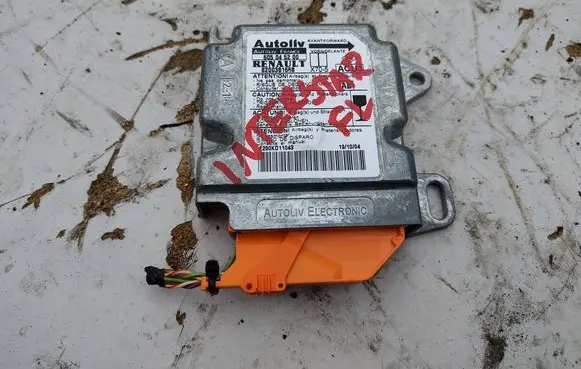Nissan Interstar Airbag control unit/module 8200381668