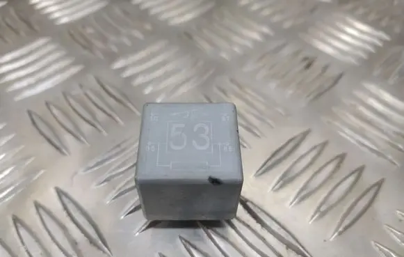 Volkswagen Golf IV Other relay 141951253B