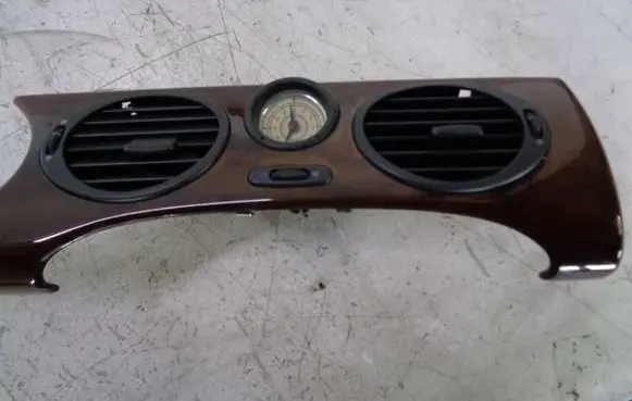 Aixam A751 Dash center air vent grill 