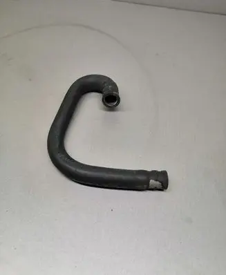 Volkswagen Golf IV Coolant pipe/hose 071121096