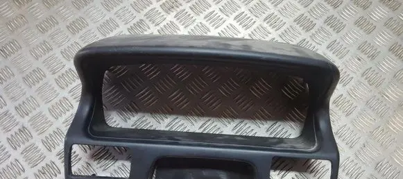 Mitsubishi Space Runner Dashboard trim XB652530