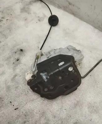 Audi A4 S4 B7 8E 8H Front door lock