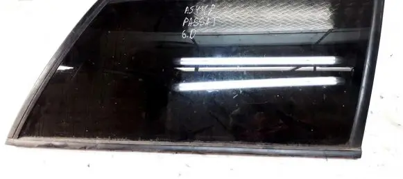 Volkswagen PASSAT B3 Rear side window