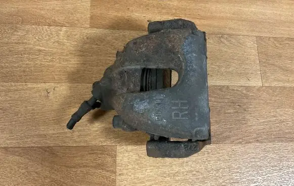 Ford Focus C-MAX Front brake caliper 