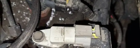 Opel Astra H Camshaft position sensor 55201874