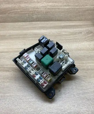 Mazda MX-5 NB Miata Fuse module B5B4DC12V