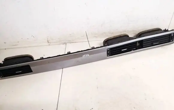 Volvo S80 Dash center air vent grill 30715144k