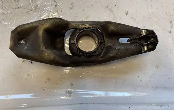Audi 80 90 S2 B4 Clutch release arm fork 012141719A