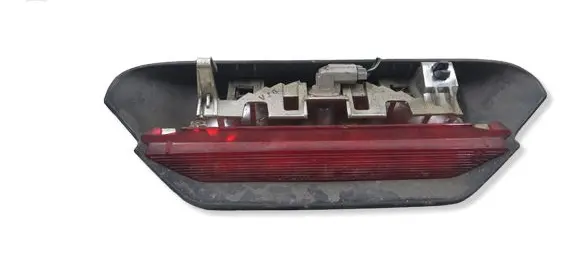 Toyota Yaris Third/center stoplight 