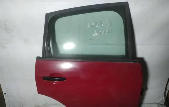 Audi A2 Rear door raudonos