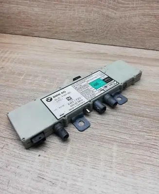 BMW 5 E39 Aerial antenna amplifier 6906080