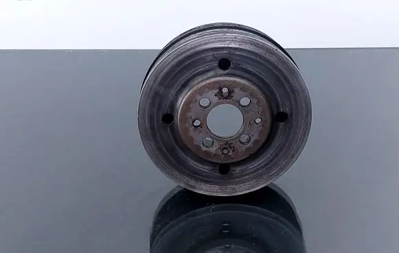 Volkswagen PASSAT B5 Crankshaft pulley 028105243Q 028105243