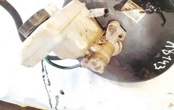 Renault Laguna III Master brake cylinder 0204051440