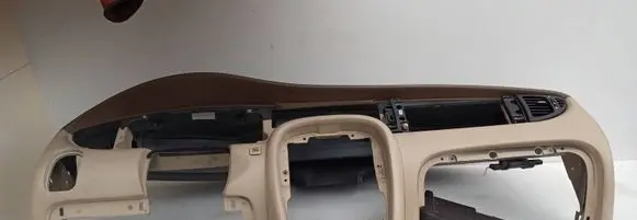 Jaguar X-Type Dashboard