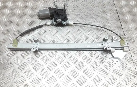 Nissan Note (E11) Front door window regulator with motor 400927B