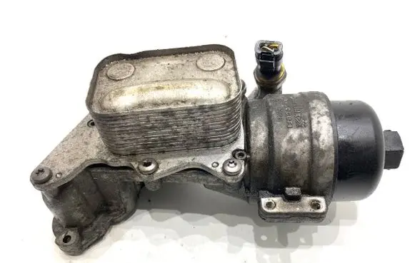 Mini Cooper Countryman R60 Oil filter mounting bracket V86437458001