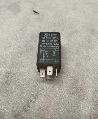 Volkswagen Transporter - Caravelle T4 Other relay 191957917A 898167