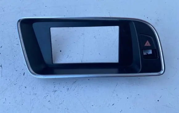 Audi Q5 SQ5 Radio/GPS head unit trim 8R1857186N