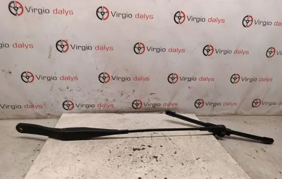 Opel Astra H Front wiper blade arm 13111220