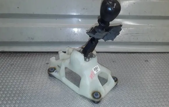 Hyundai i30 Gear shifter/selector