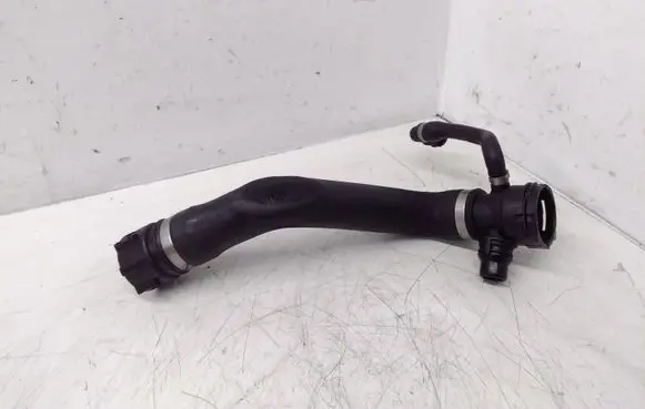 BMW 1 E81 E87 Engine coolant pipe/hose