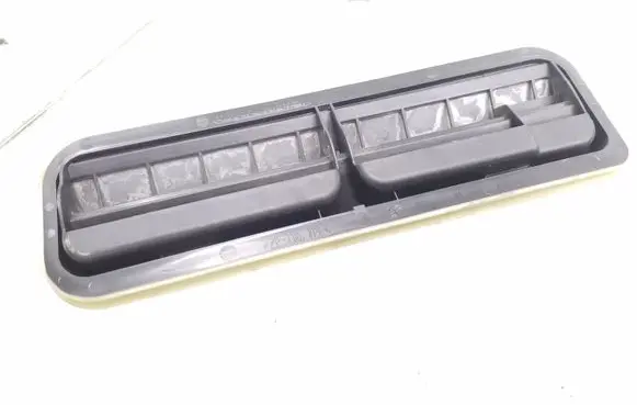 Mercedes-Benz E A207 Quarter panel pressure vent A2128300242