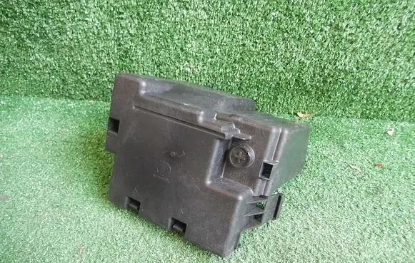 Fiat 500E Battery box tray cover/lid 5216083