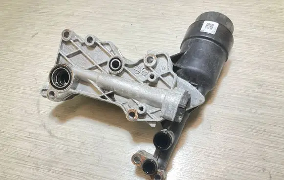 Mercedes-Benz GLC X253 C253 Oil filter mounting bracket A6511801165 70321178 70362380