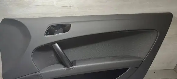 Audi TT TTS Mk2 Front door card panel trim 77077