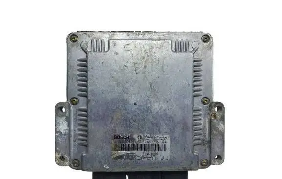 Renault Laguna II Engine control unit/module 0281010556 8200153946