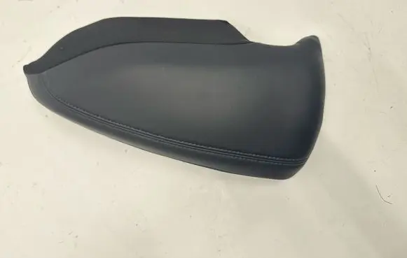 Tesla Model S Rear seat guide rail AG130360