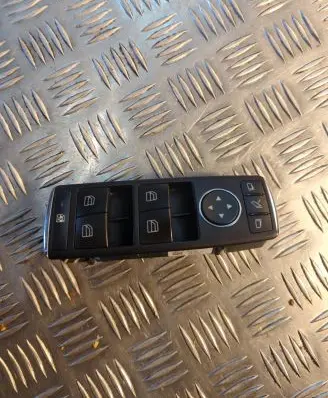 Mercedes-Benz C W204 Electric window control switch A2048703558 90112081990283