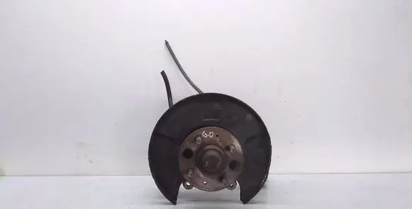 Rear wheel hub spindle/knuckle