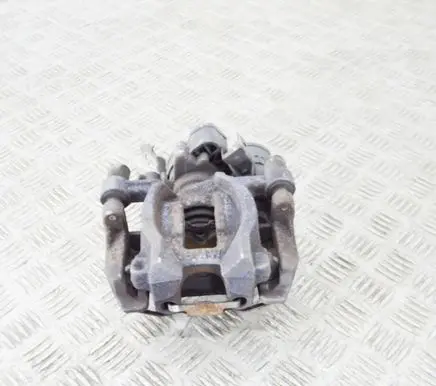 BMW 2 F45 Rear brake caliper 6883031