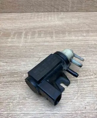 Volkswagen PASSAT B6 Turbo solenoid valve 1K0906627A 70086800